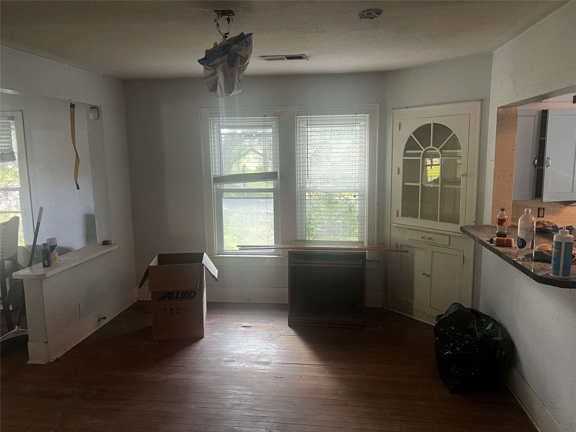 701 Oak Street, La Marque, TX 77568 701 Oak Street, La Marque, TX 77568
