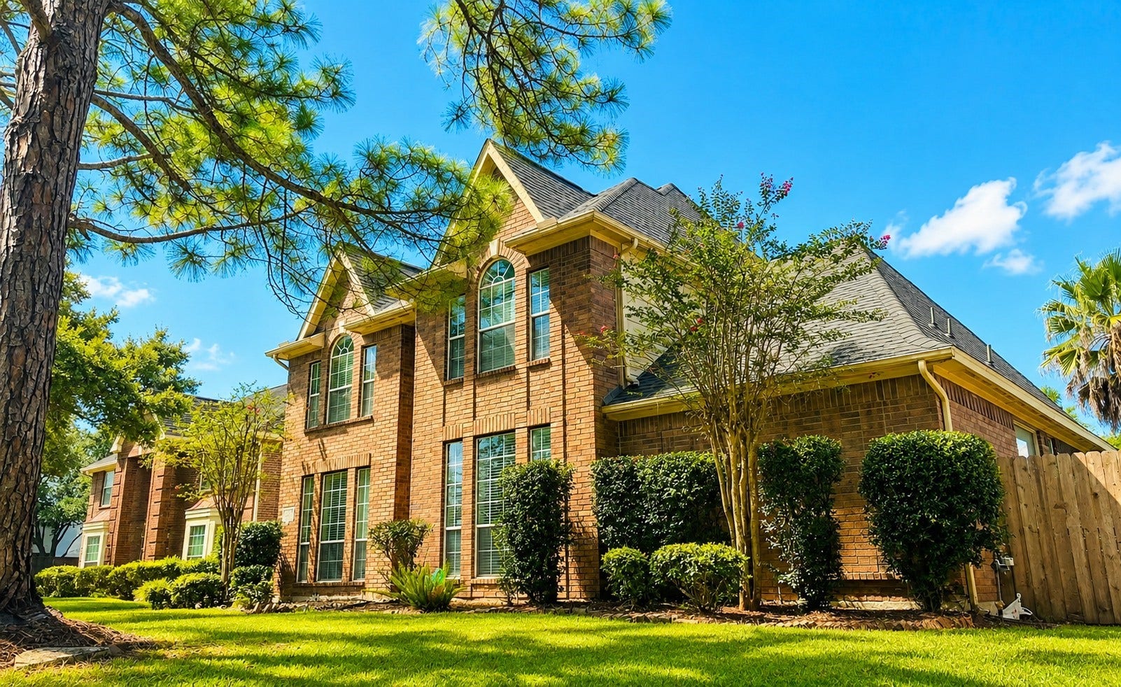 2438 Weatherford Drive, Pearland, TX 77584 2438 Weatherford Drive, Pearland, TX 77584