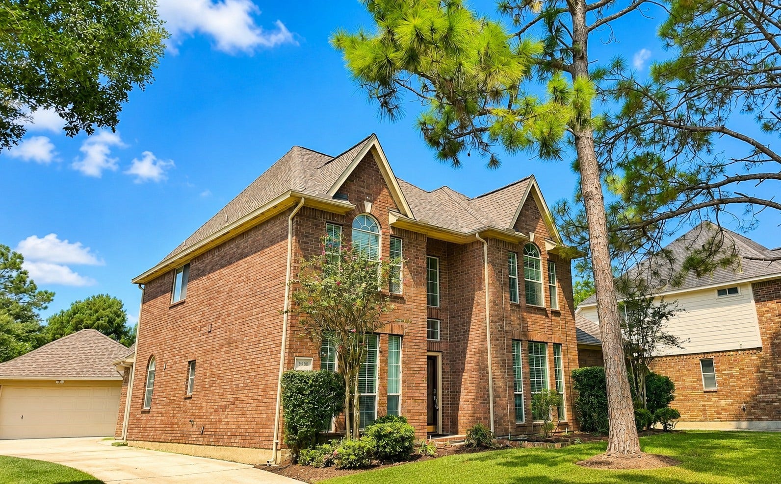 2438 Weatherford Drive, Pearland, TX 77584 2438 Weatherford Drive, Pearland, TX 77584