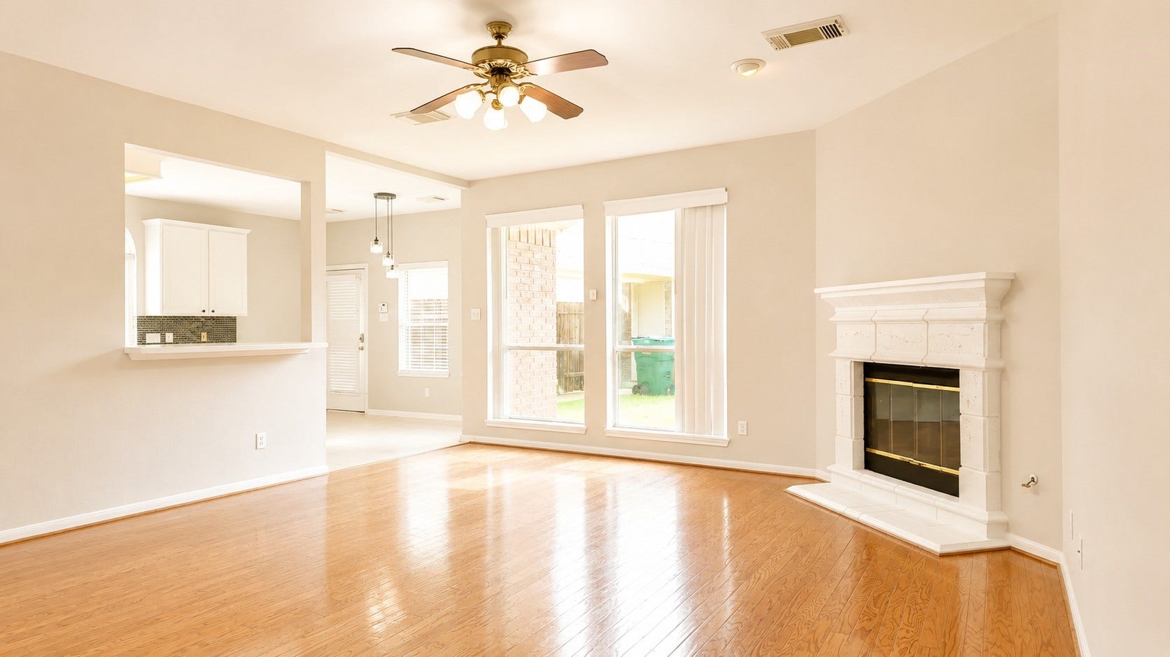 2438 Weatherford Drive, Pearland, TX 77584 2438 Weatherford Drive, Pearland, TX 77584