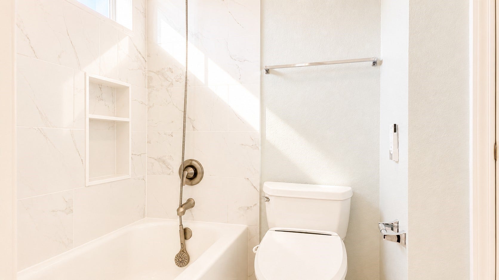 2438 Weatherford Drive, Pearland, TX 77584 2438 Weatherford Drive, Pearland, TX 77584