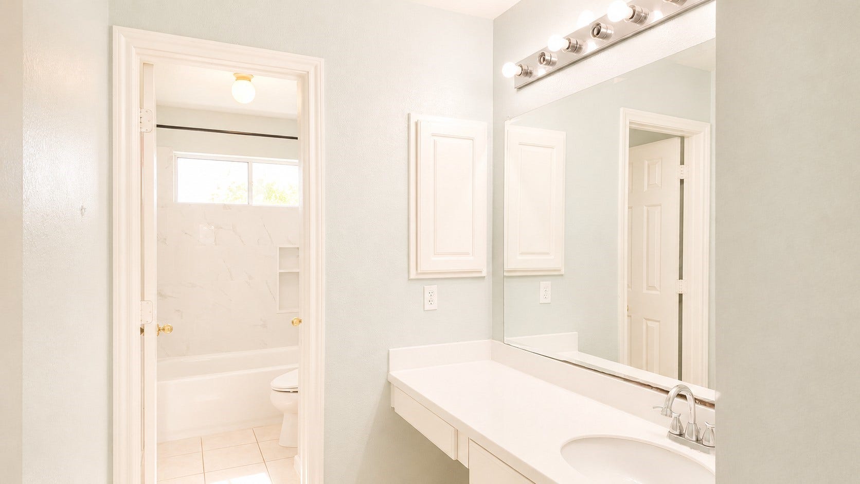 2438 Weatherford Drive, Pearland, TX 77584 2438 Weatherford Drive, Pearland, TX 77584