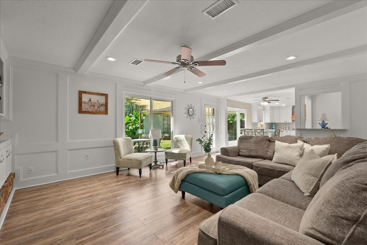 15710 Crestbrook Drive, Houston, TX 77059 15710 Crestbrook Drive, Houston, TX 77059