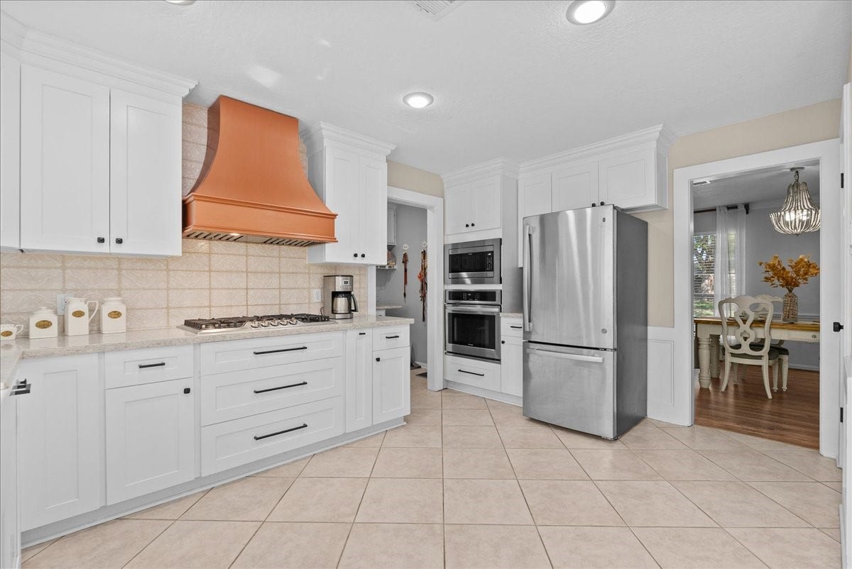 15710 Crestbrook Drive, Houston, TX 77059 15710 Crestbrook Drive, Houston, TX 77059