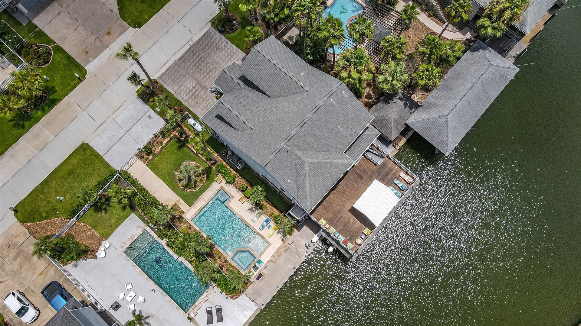 241 Tamana Drive, Tiki Island, TX 77554 241 Tamana Drive, Tiki Island, TX 77554