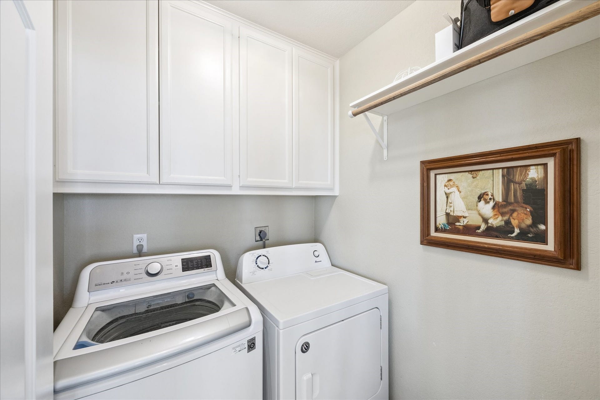 241 Tamana Drive, Tiki Island, TX 77554 laundry room