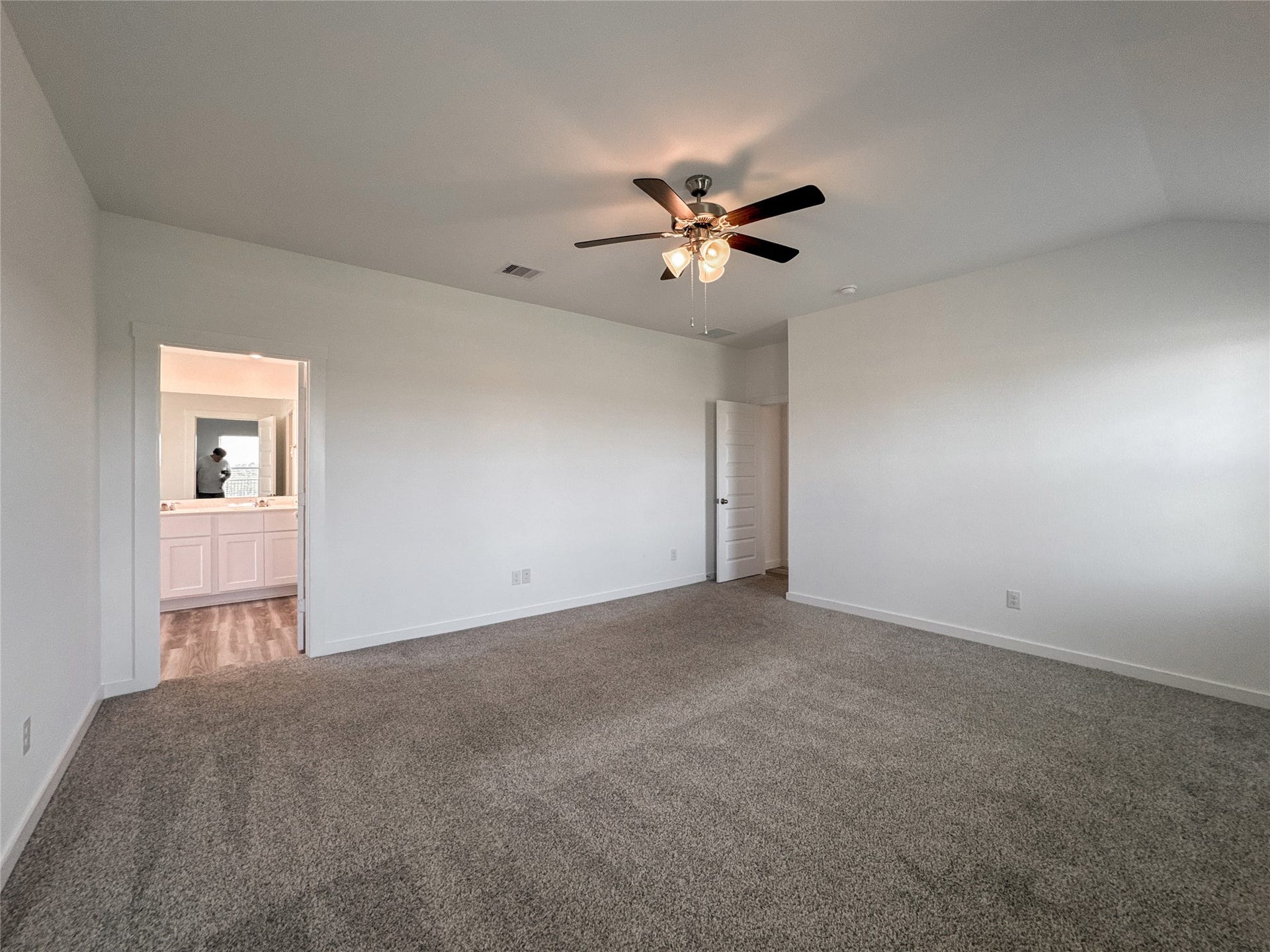 8706 Marlow Drive, Texas City, TX 77591 Adjacent Room leading to large Bath Room