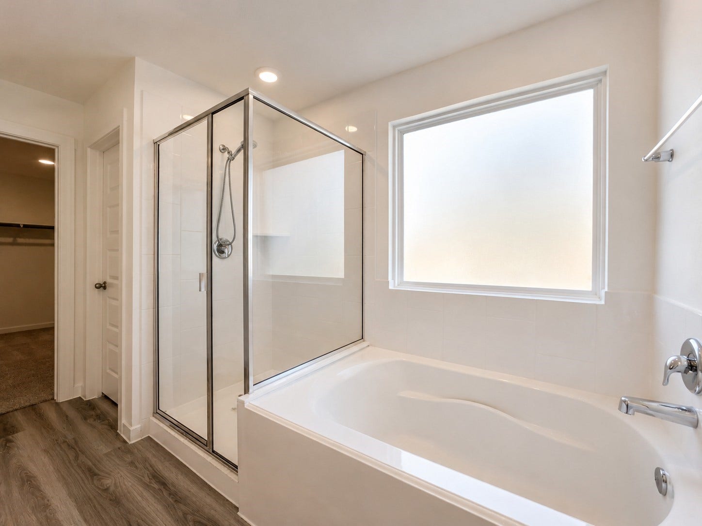 8706 Marlow Drive, Texas City, TX 77591 Bath room - Tub