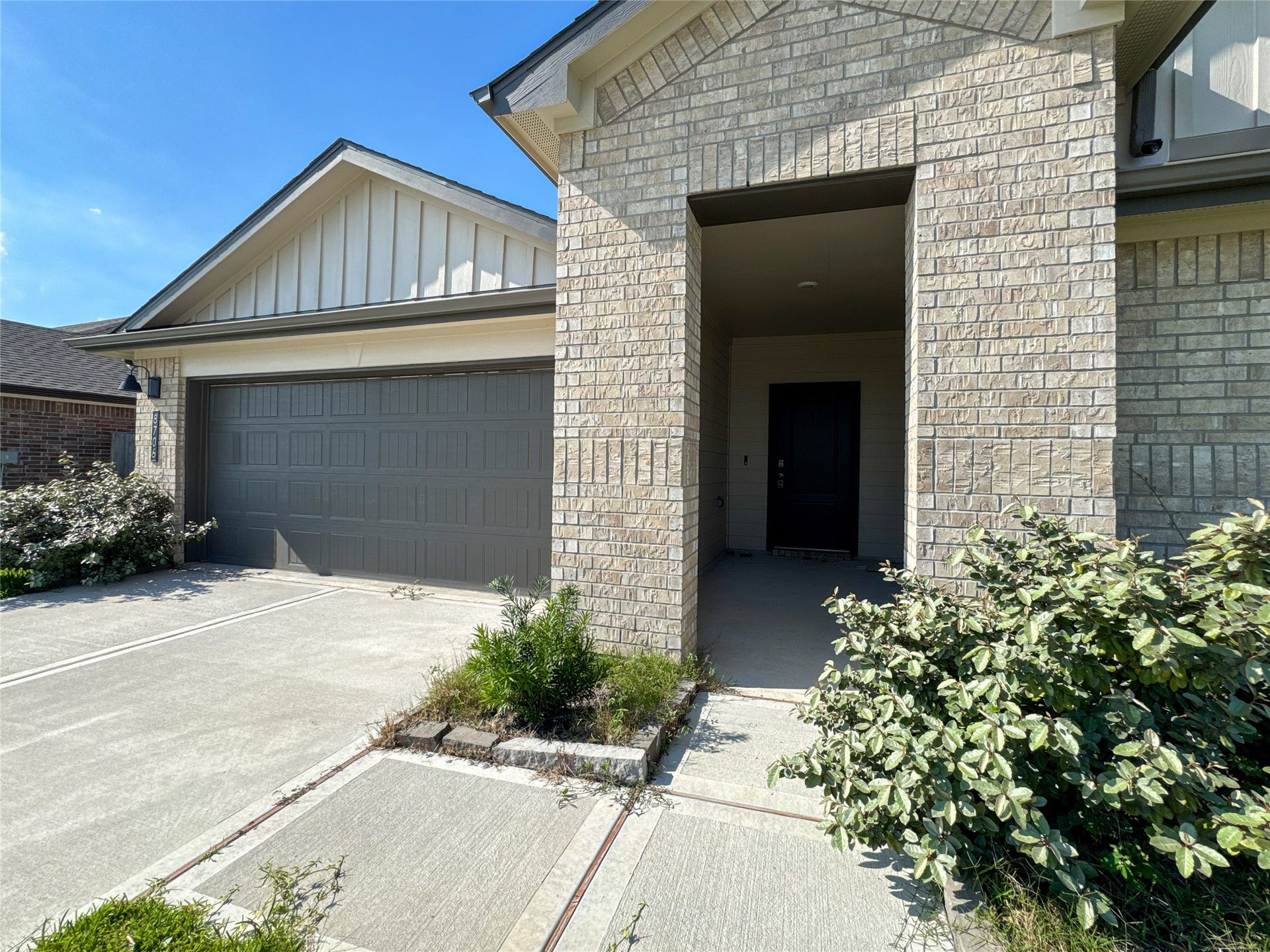 8706 Marlow Drive, Texas City, TX 77591 Welcome Front Door, Garage Entry