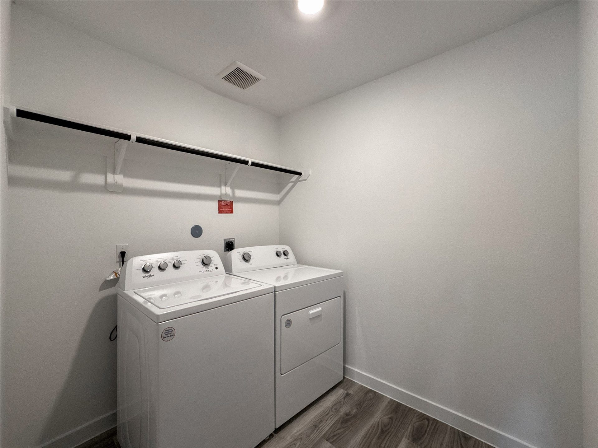 8706 Marlow Drive, Texas City, TX 77591 Laundry Area
