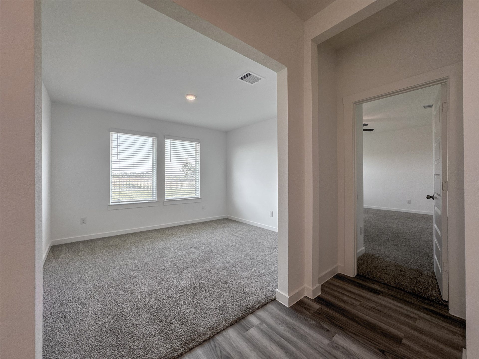 8706 Marlow Drive, Texas City, TX 77591 Open room adjacent to another room
