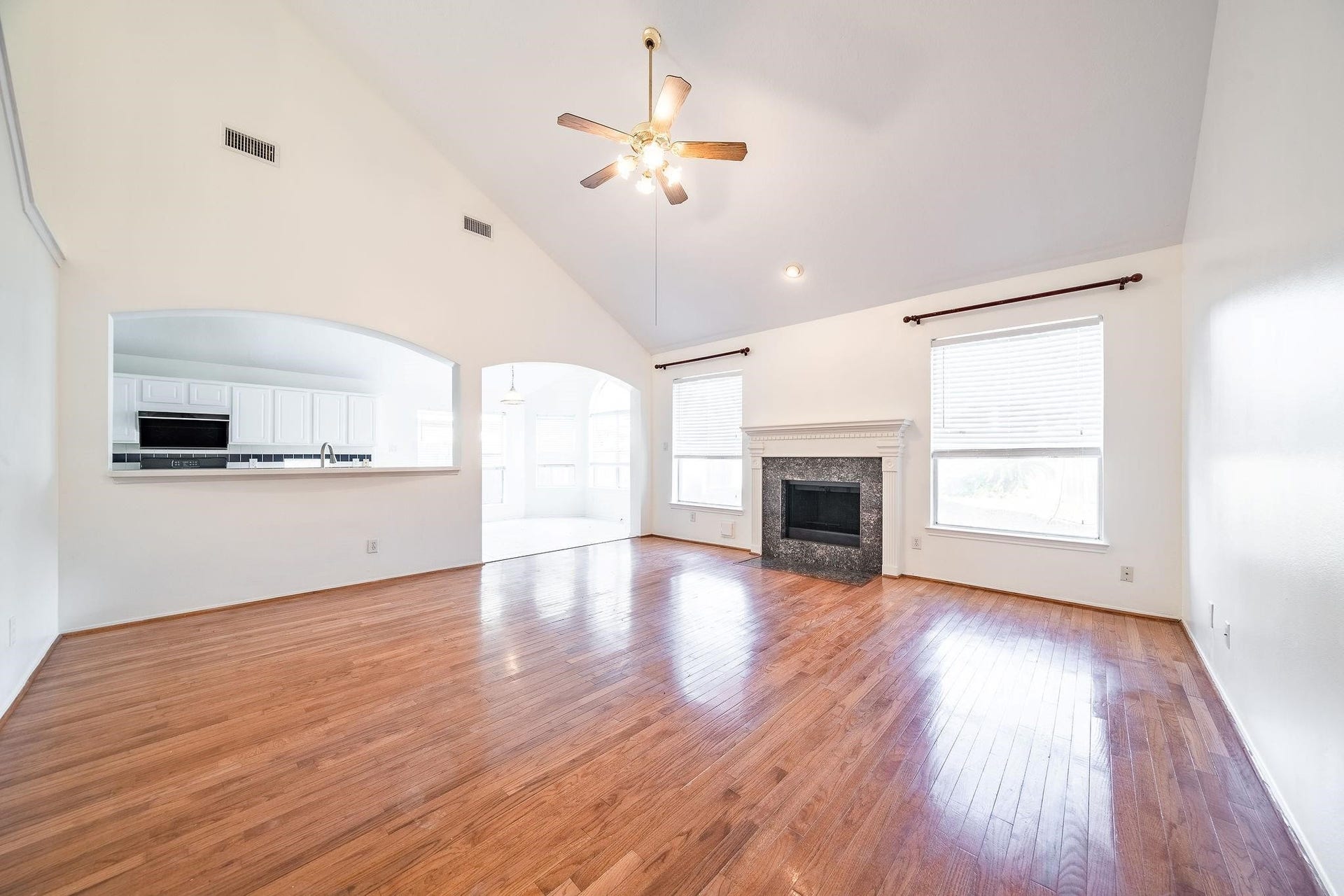 3627 Heritage Colony Drive, Missouri City, TX 77459 3627 Heritage Colony Drive, Missouri City, TX 77459