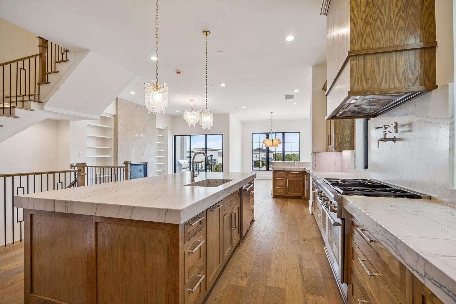 4623 Sunset Circle, Sugar Land, TX 77479 4623 Sunset Circle, Sugar Land, TX 77479
