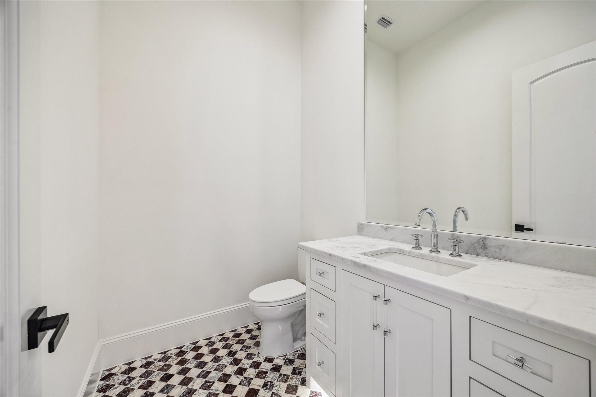 4623 Sunset Circle, Sugar Land, TX 77479 4623 Sunset Circle, Sugar Land, TX 77479