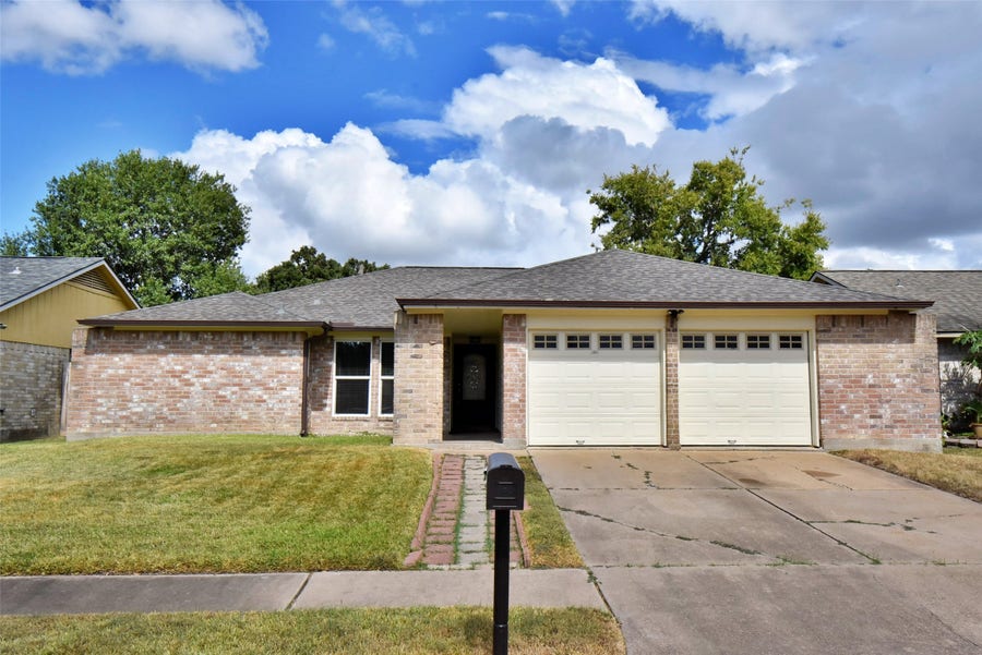 Property photo for 17906 Glenpatti Drive, Houston, TX