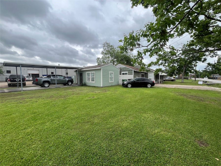 Property photo for 2836 Cochran Street, Houston, TX