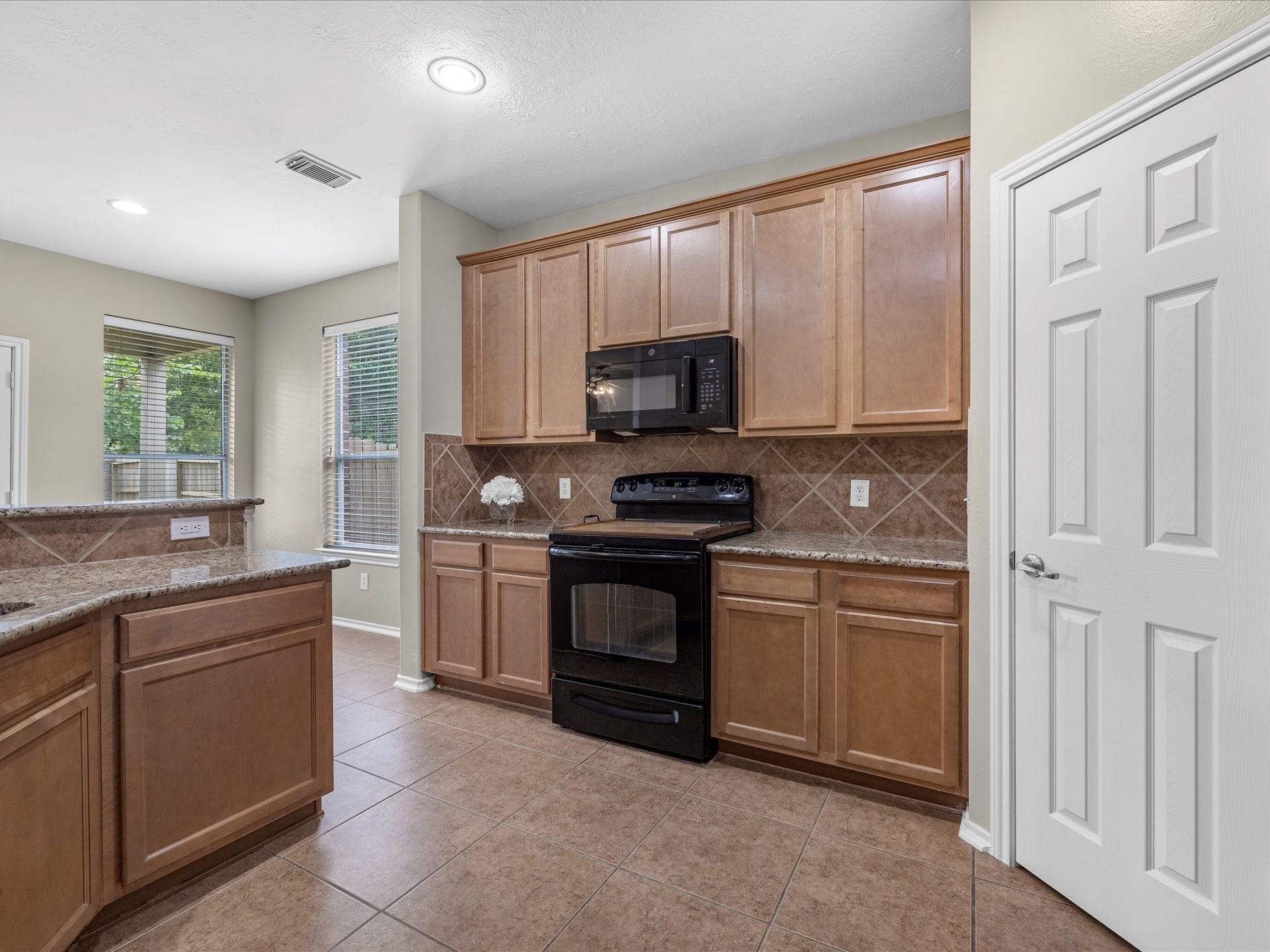 17510 Durham Ridge Lane, Humble, TX 77346