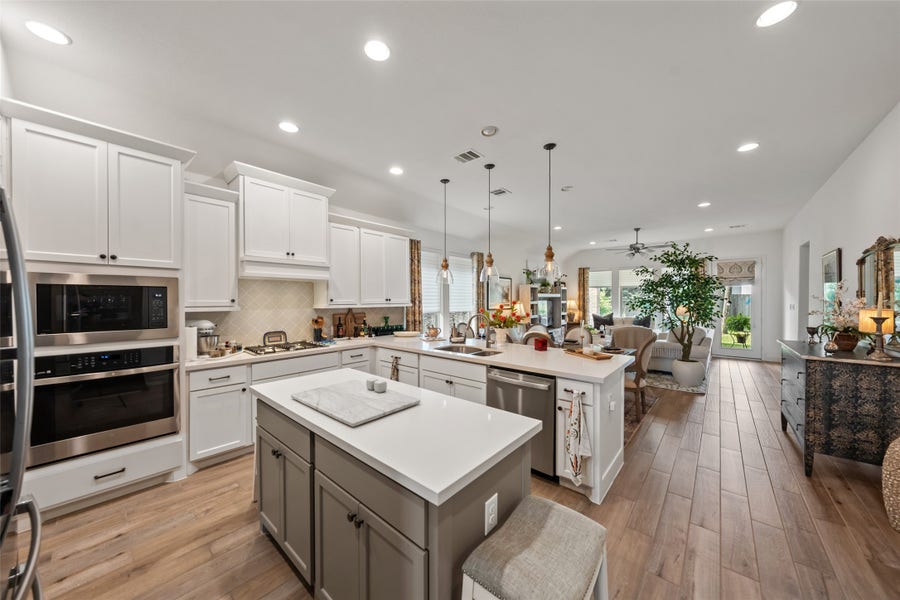 Property photo for 15718 Autumn Sun Court, Conroe, TX