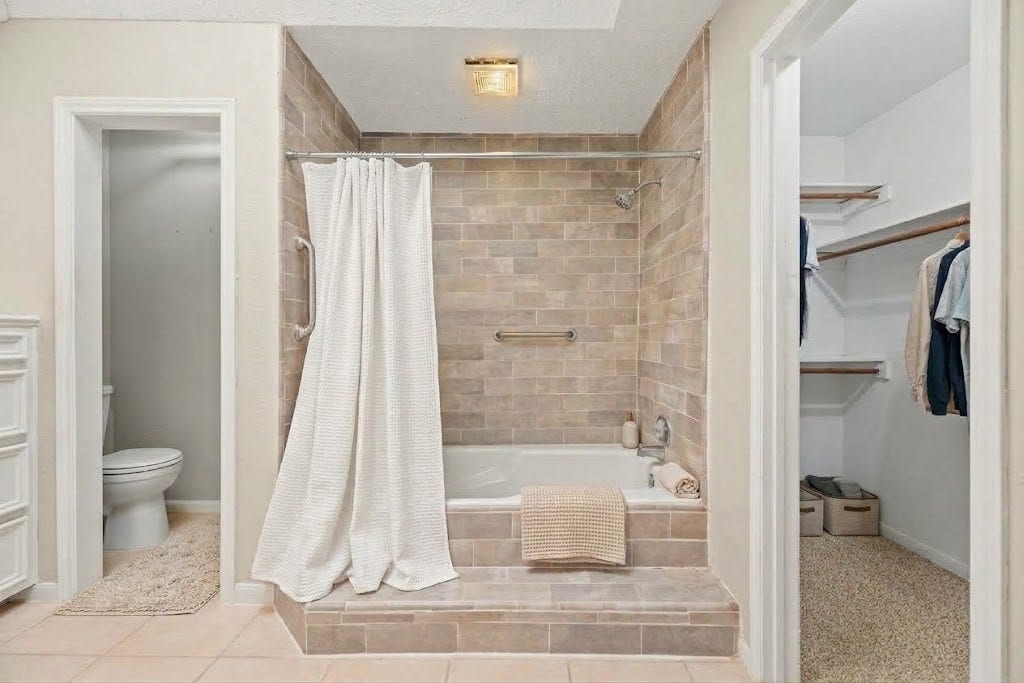 3907 Cedar Valley Drive, Missouri City, TX 77459 3907 Cedar Valley Drive, Missouri City, TX 77459