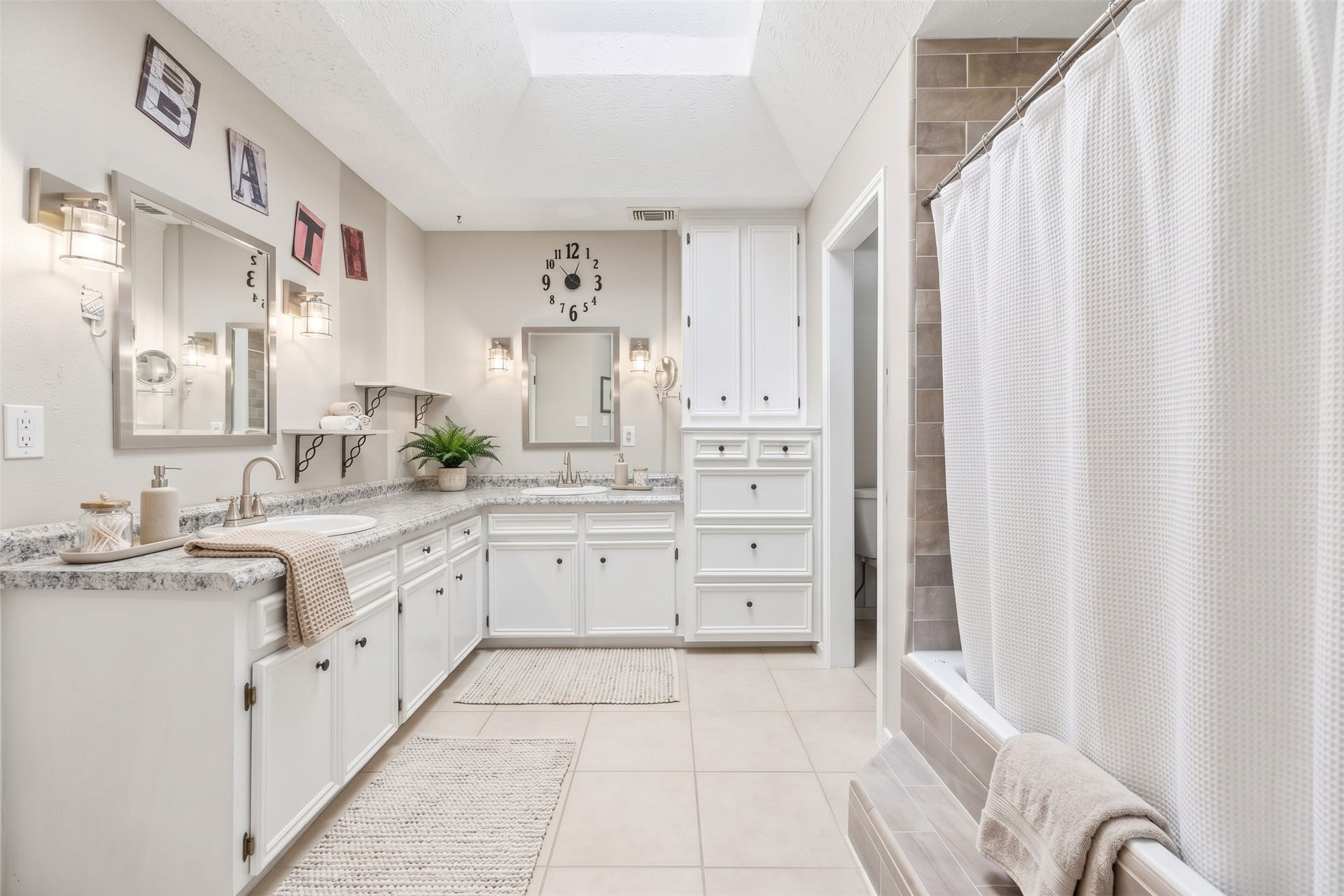 3907 Cedar Valley Drive, Missouri City, TX 77459 3907 Cedar Valley Drive, Missouri City, TX 77459