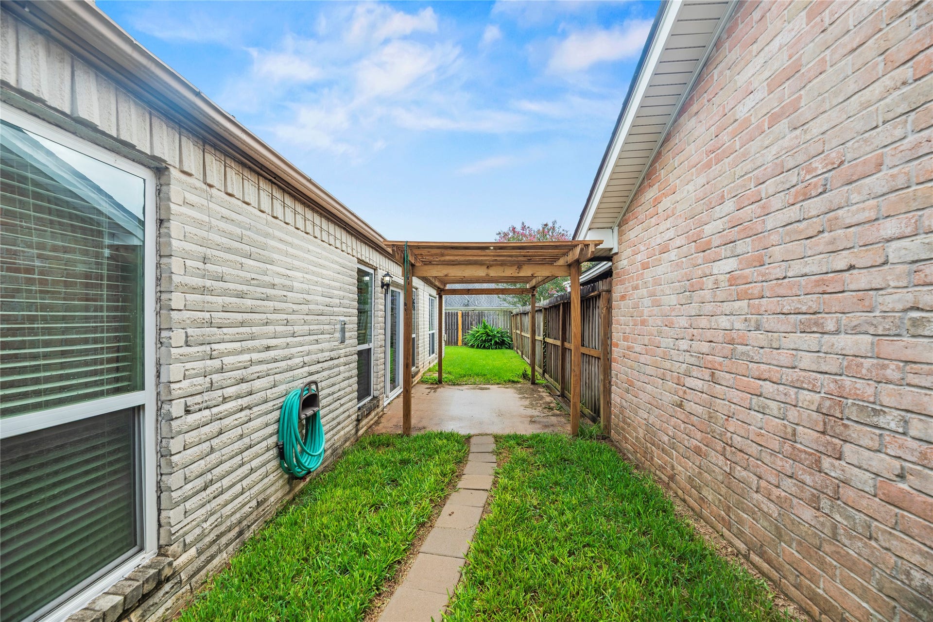 3907 Cedar Valley Drive, Missouri City, TX 77459 3907 Cedar Valley Drive, Missouri City, TX 77459