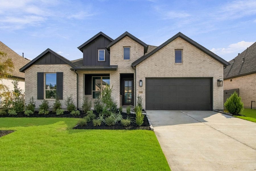 Property photo for 15630 Broadway Bend Drive, Conroe, TX