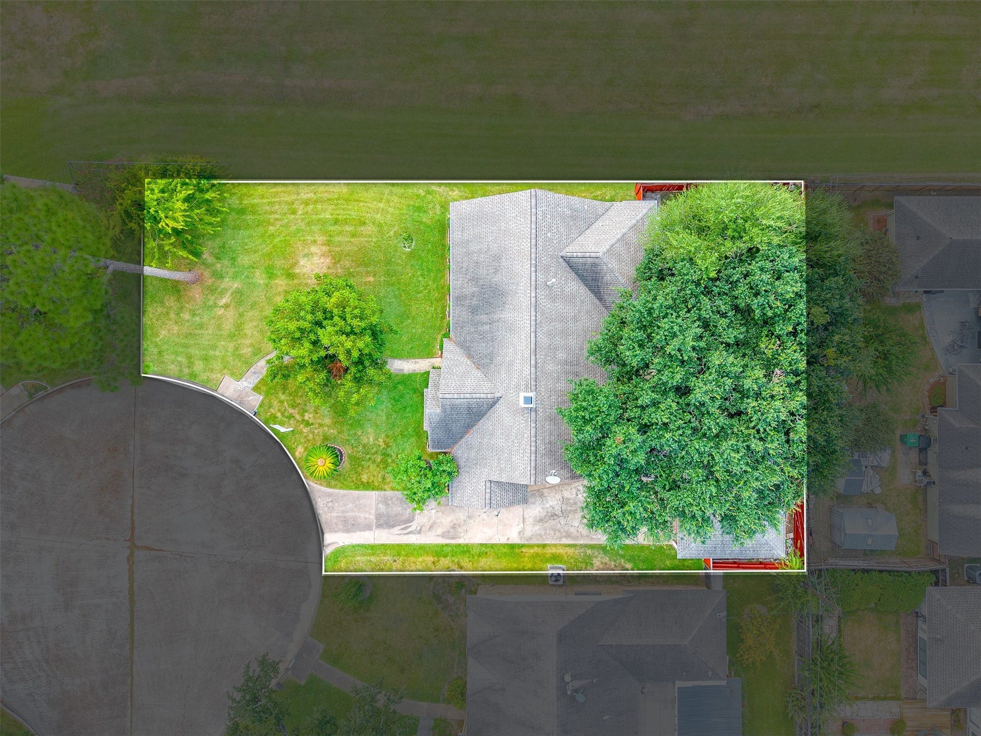 2503 Moss Hill Drive, Houston, TX 77080 Charming home nestled on a spacious lot at the end of a peaceful cul-de-sac, surrounded by lush greenery and mature trees.