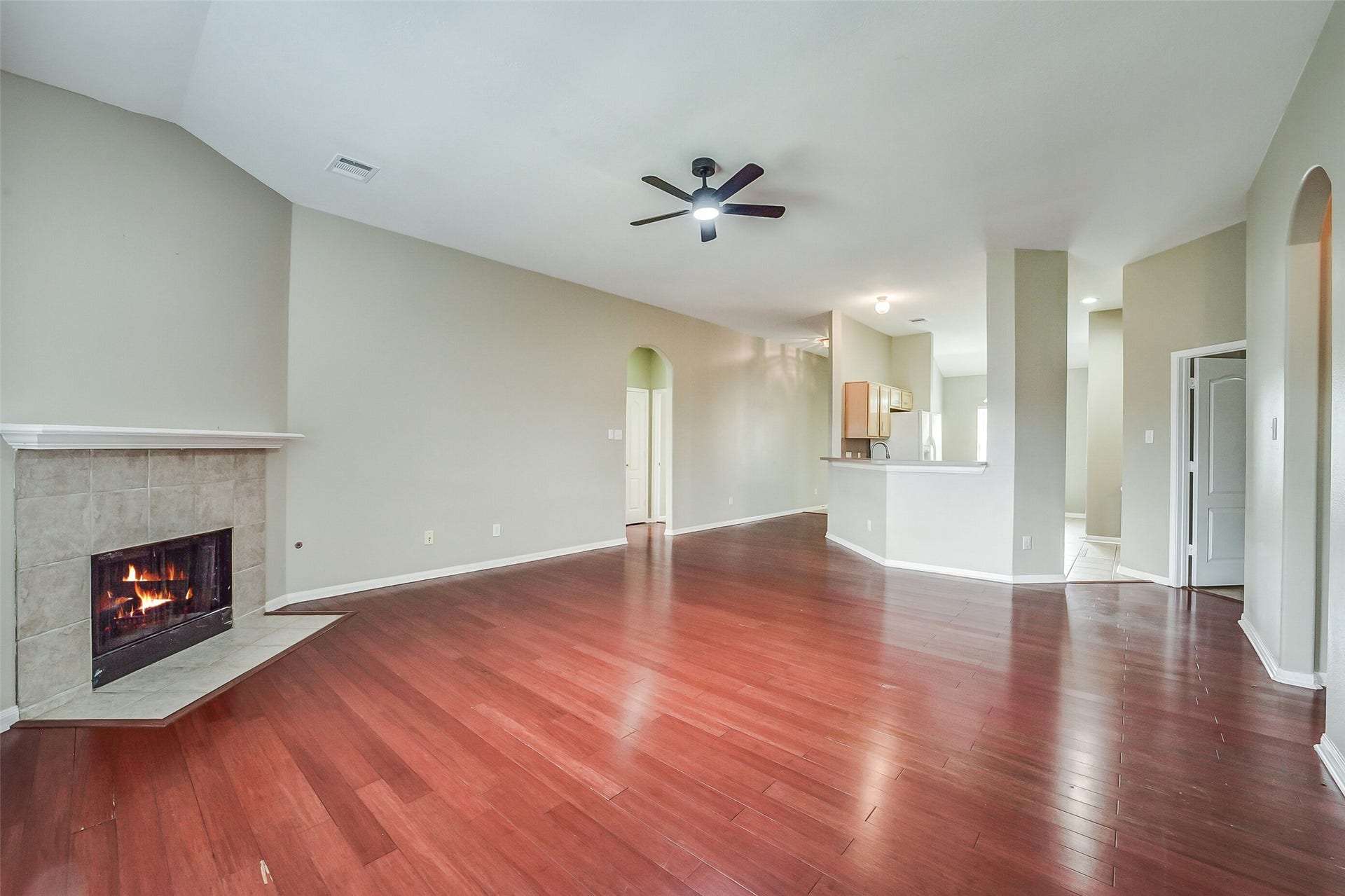 7002 Plaza Del Sol Drive, Houston, TX 77083 7002 Plaza Del Sol Drive, Houston, TX 77083