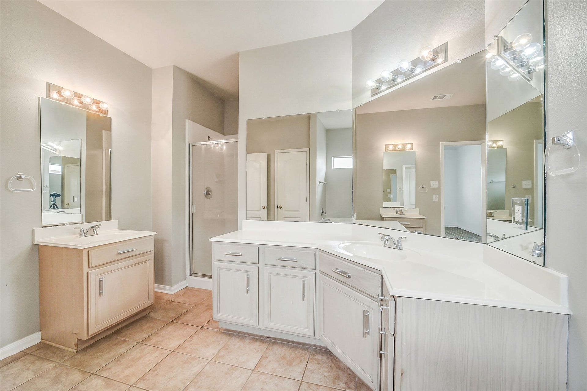 7002 Plaza Del Sol Drive, Houston, TX 77083 7002 Plaza Del Sol Drive, Houston, TX 77083