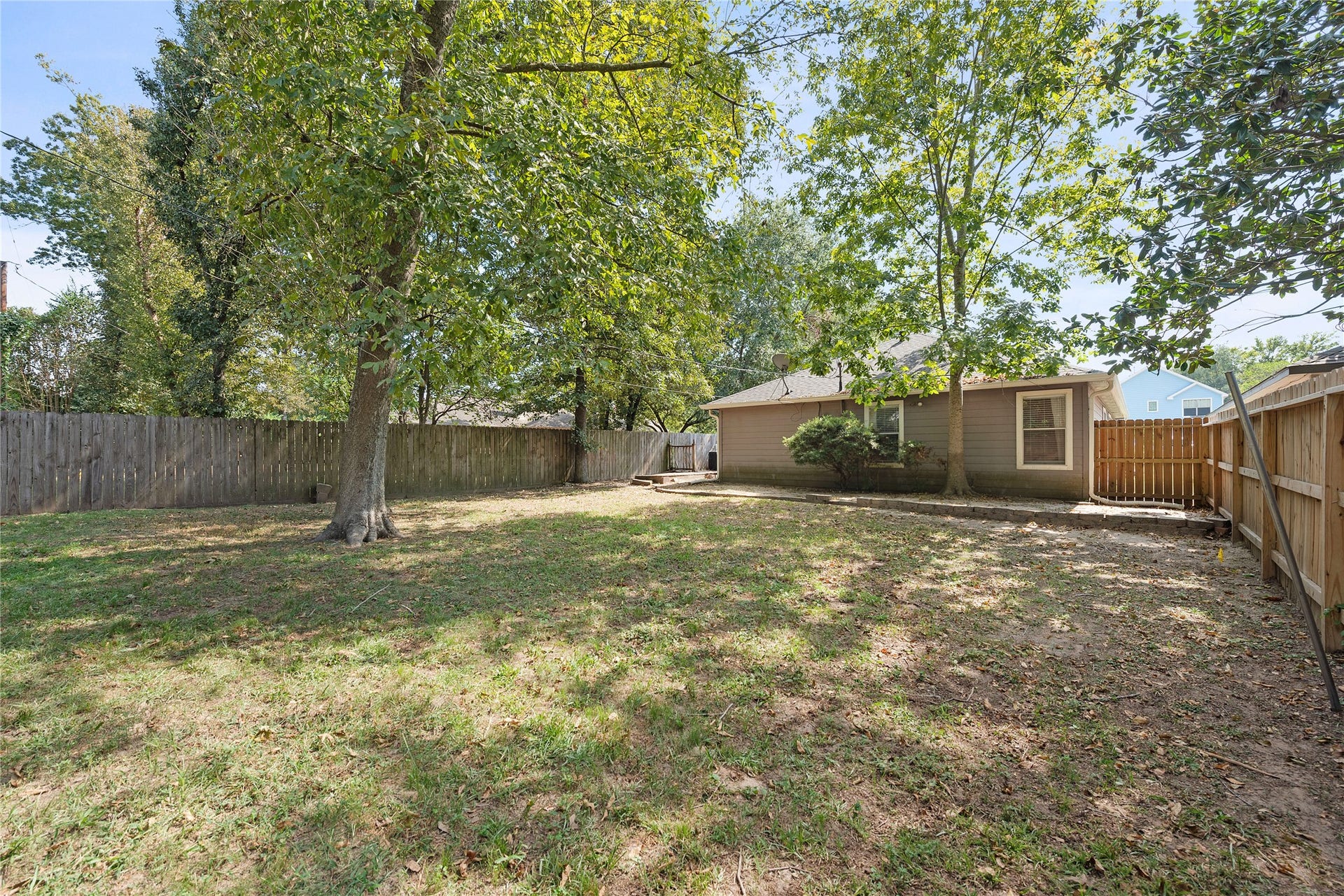 591 Mosswood Drive, Conroe, TX 77302 591 Mosswood Drive, Conroe, TX 77302
