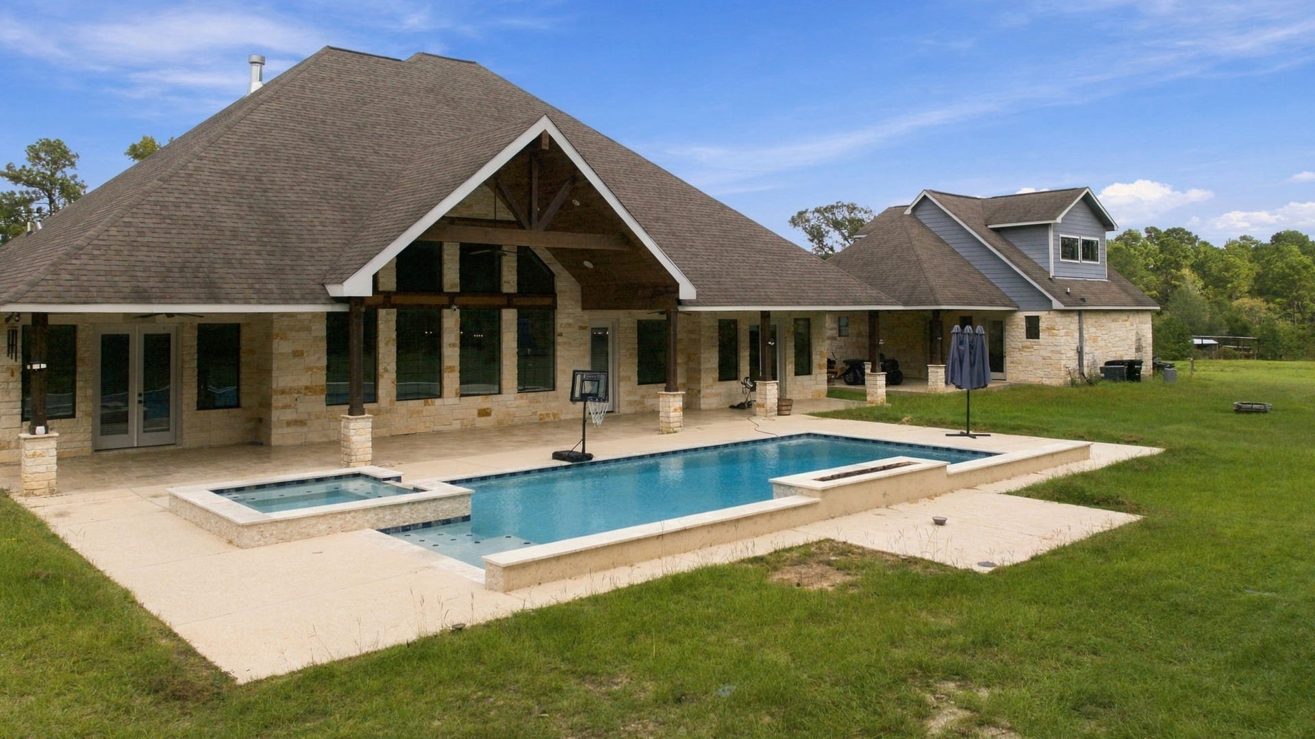 21247 Peach Bend, Cleveland, TX 77328 21247 Peach Bend, Cleveland, TX 77328