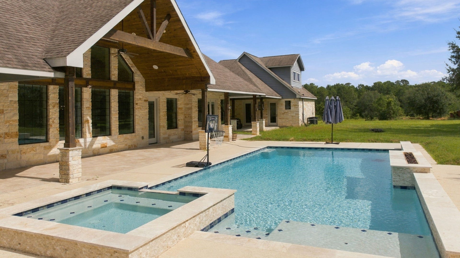 21247 Peach Bend, Cleveland, TX 77328 21247 Peach Bend, Cleveland, TX 77328