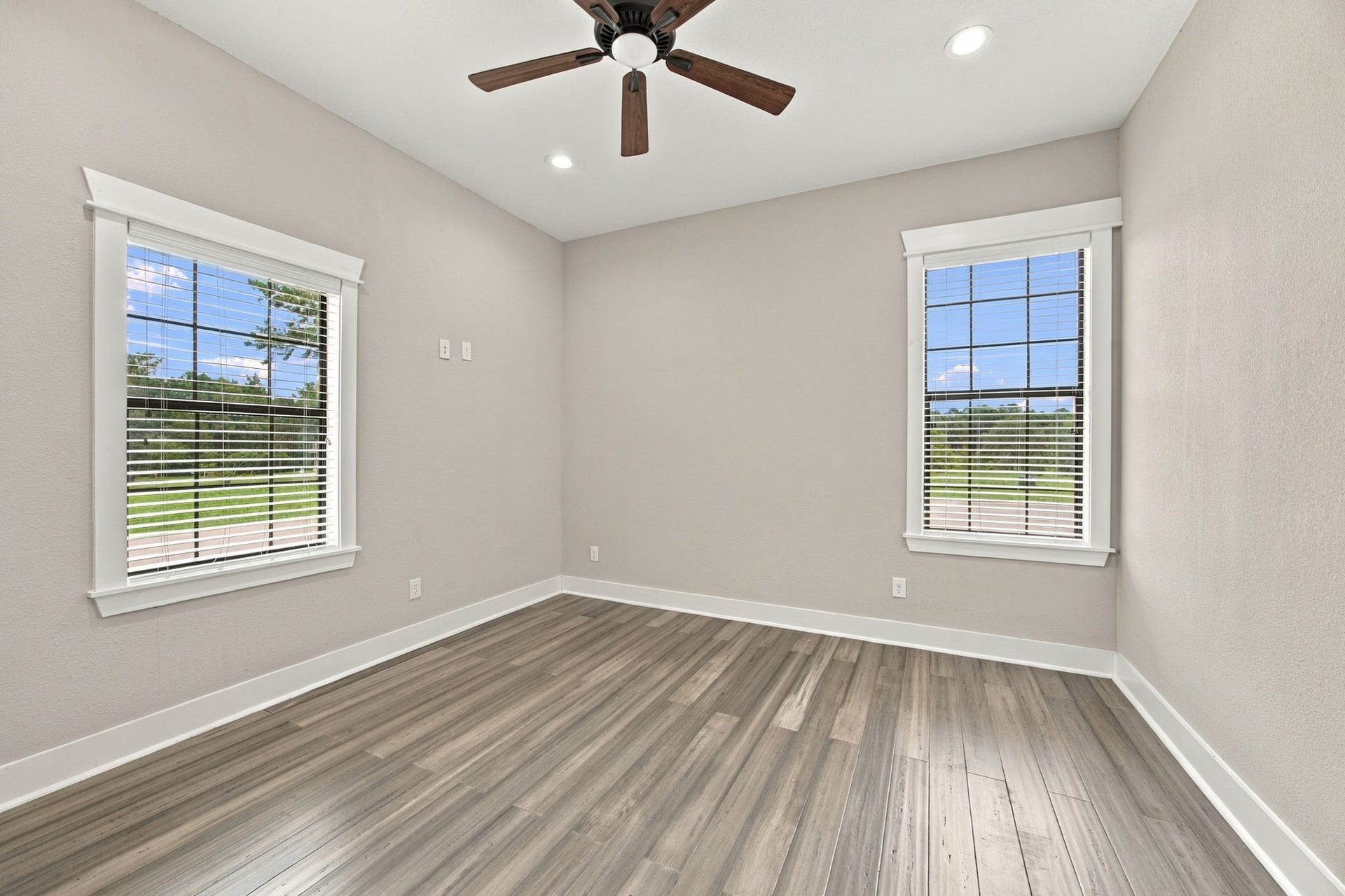 21247 Peach Bend, Cleveland, TX 77328 21247 Peach Bend, Cleveland, TX 77328