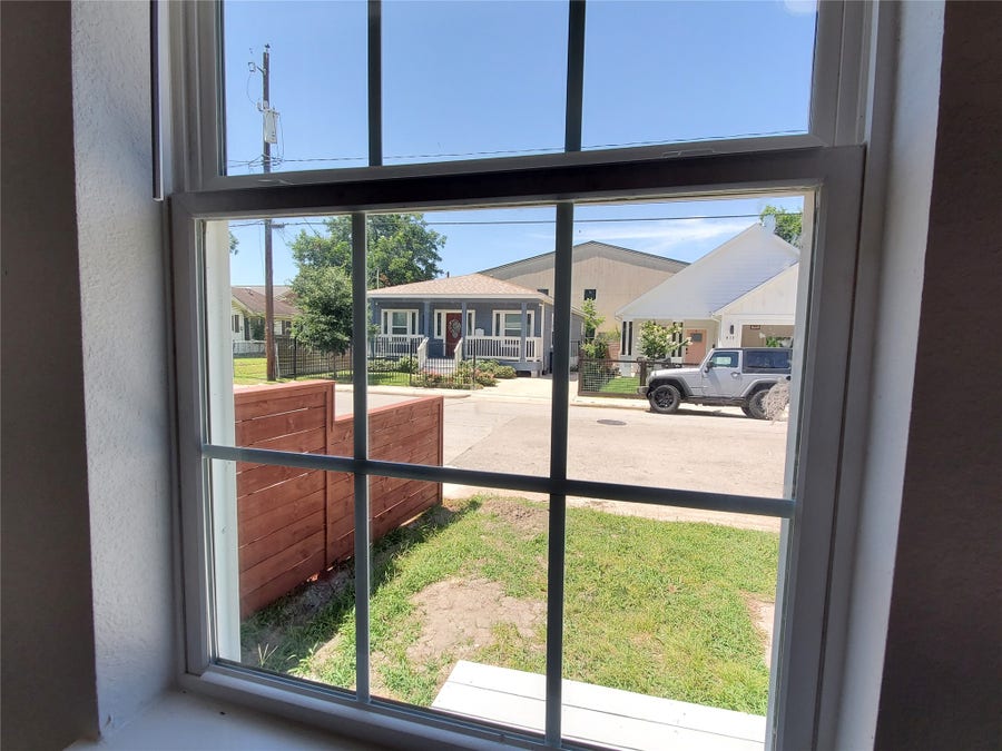 Property photo for 914 E 32nd Street, #1, Houston, TX