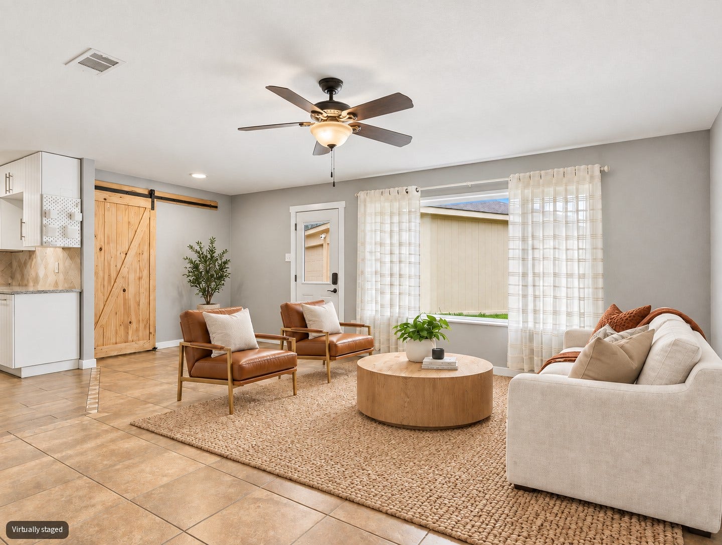 15811 Wandering Trail, Friendswood, TX 77546 Virtually staged.