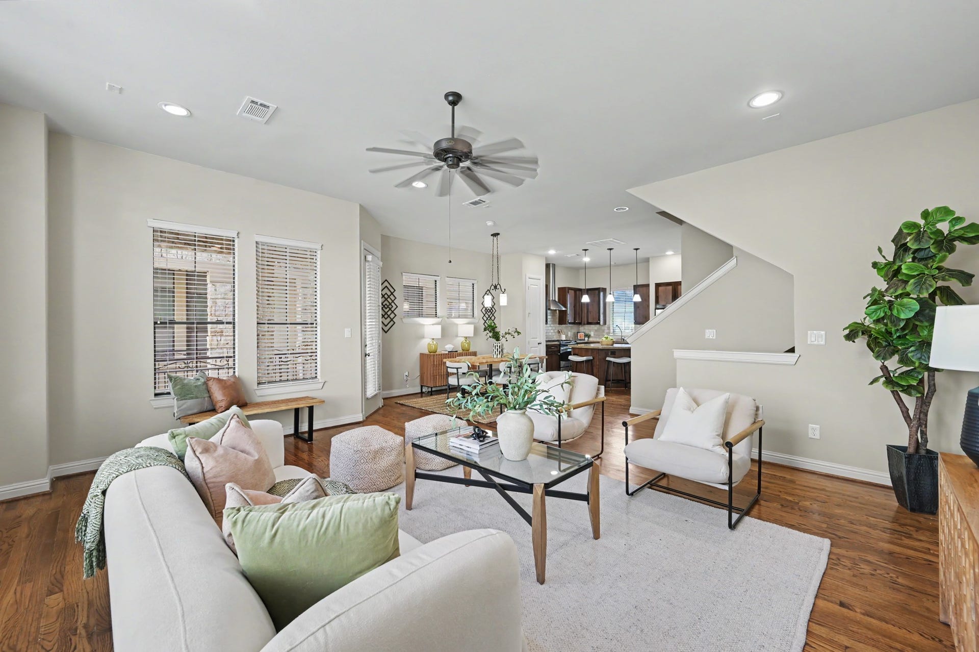 5213 Eigel Street, #B, Houston, TX 77007 5213 Eigel Street, #B, Houston, TX 77007