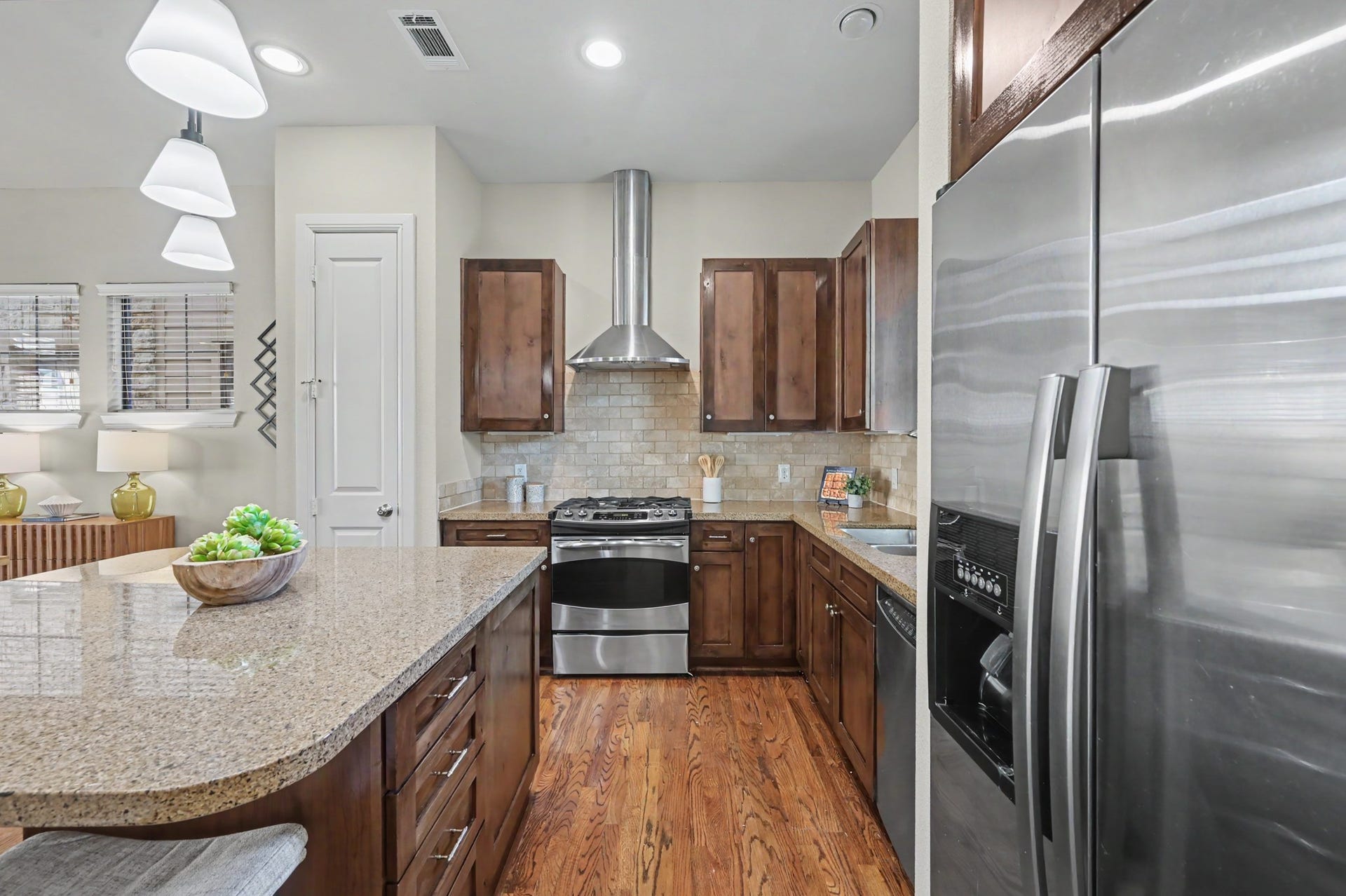 5213 Eigel Street, #B, Houston, TX 77007 5213 Eigel Street, #B, Houston, TX 77007