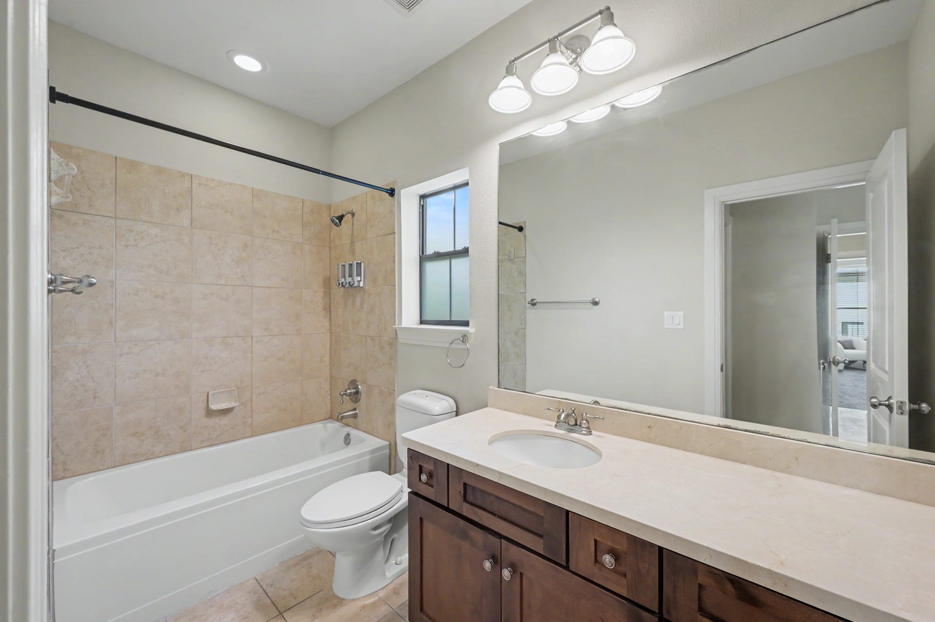 5213 Eigel Street, #B, Houston, TX 77007 5213 Eigel Street, #B, Houston, TX 77007