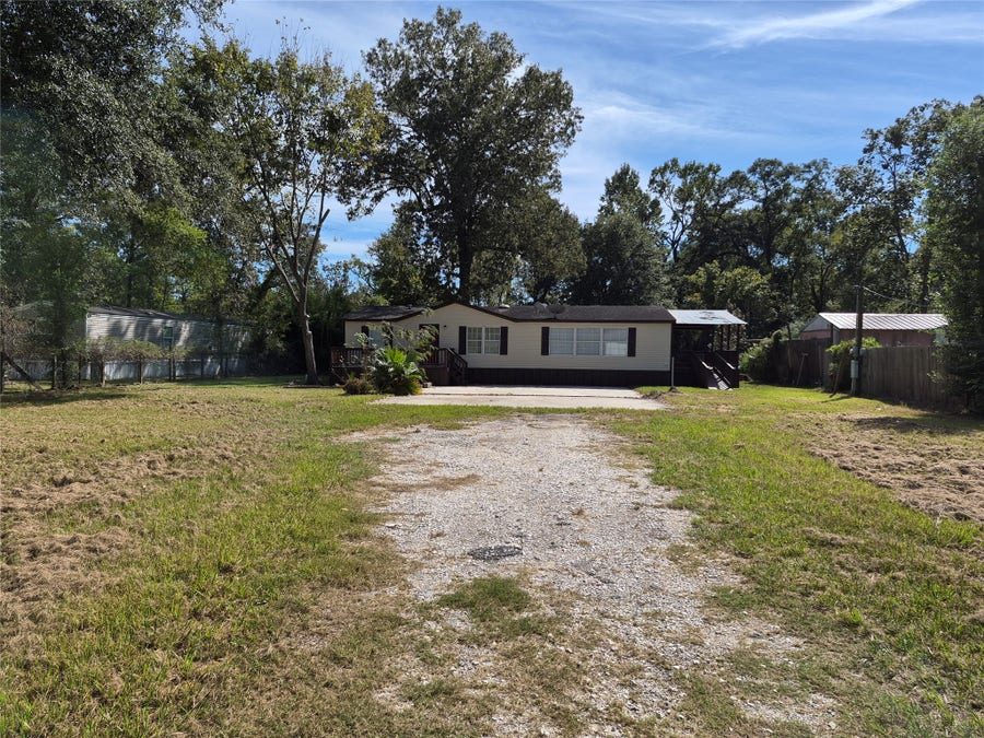 Property photo for 1230 Palm Drive, Huffman, TX