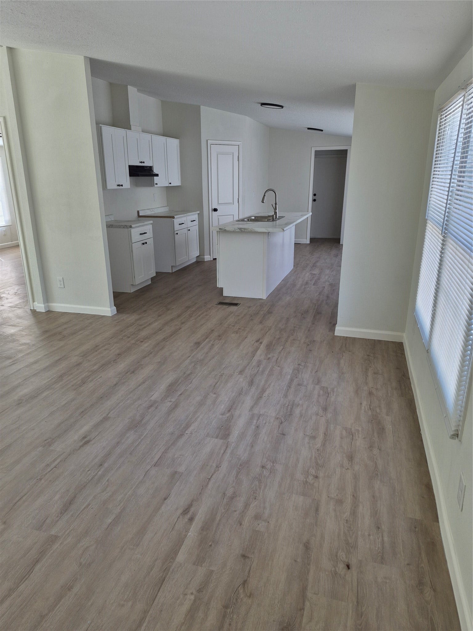 1230 Palm Drive, Huffman, TX 77336