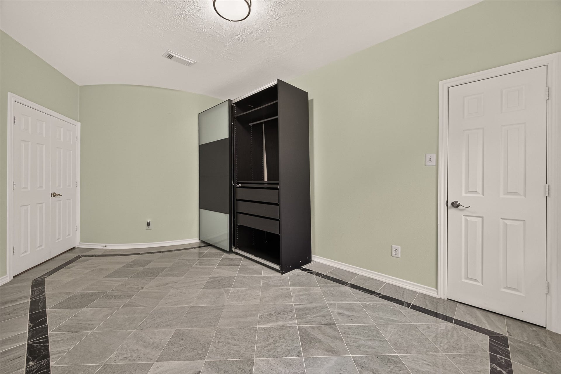 10335 Sablebrook Lane, Houston, TX 77095 10335 Sablebrook Lane, Houston, TX 77095