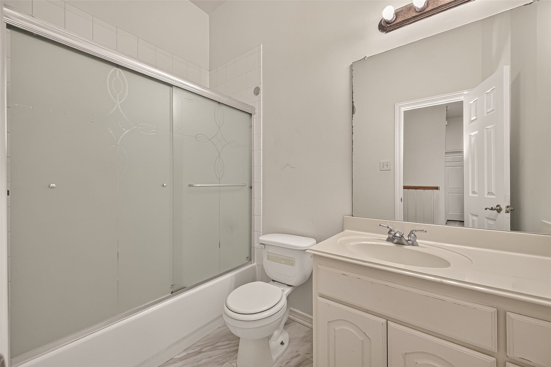 10335 Sablebrook Lane, Houston, TX 77095 10335 Sablebrook Lane, Houston, TX 77095