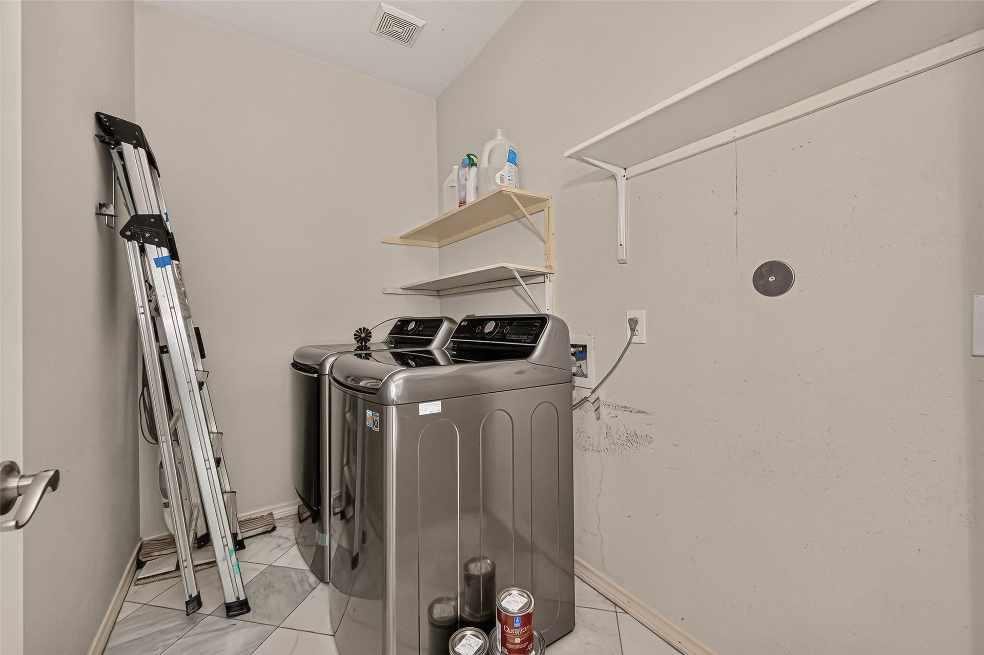 10335 Sablebrook Lane, Houston, TX 77095 10335 Sablebrook Lane, Houston, TX 77095