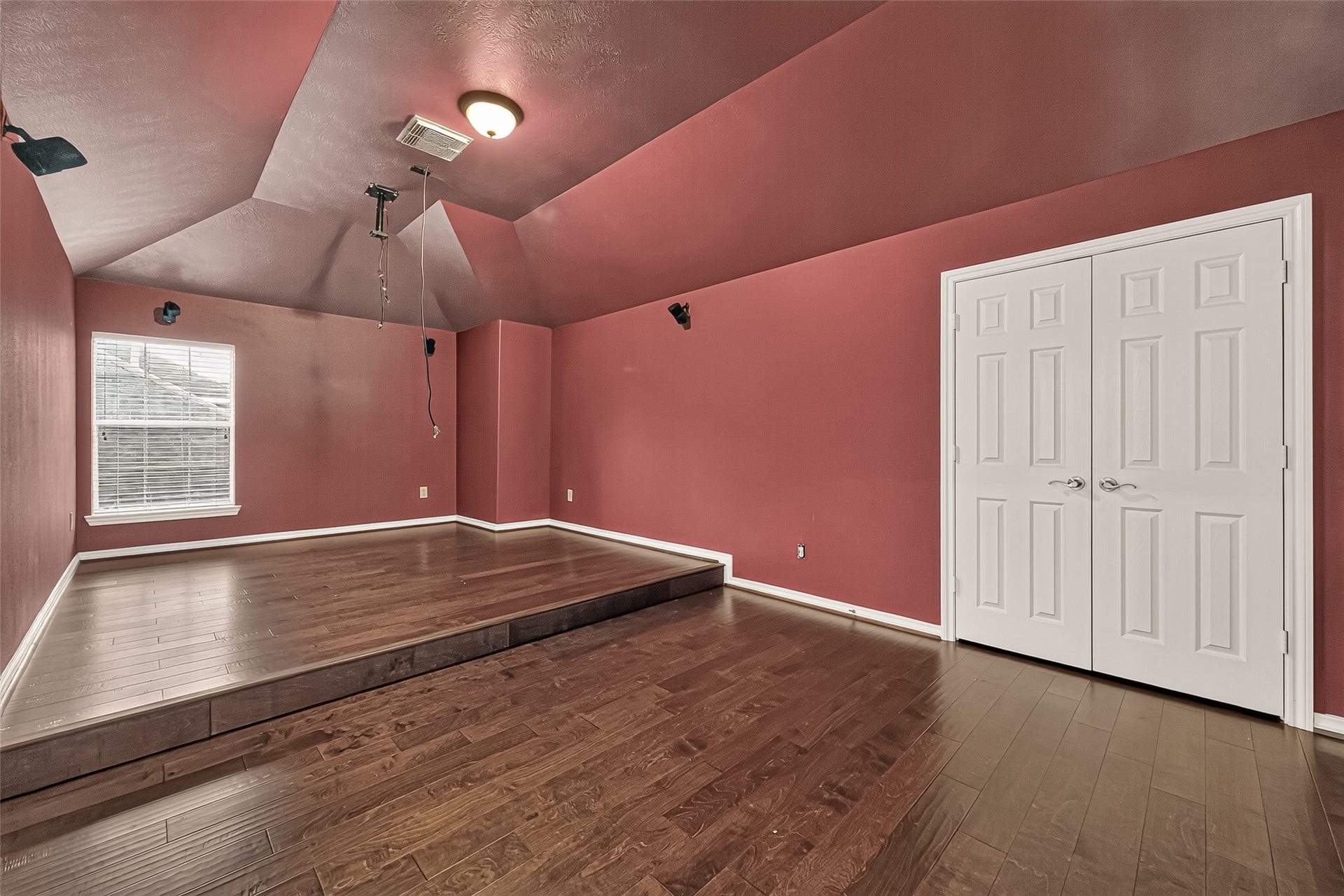 10335 Sablebrook Lane, Houston, TX 77095 Media Room