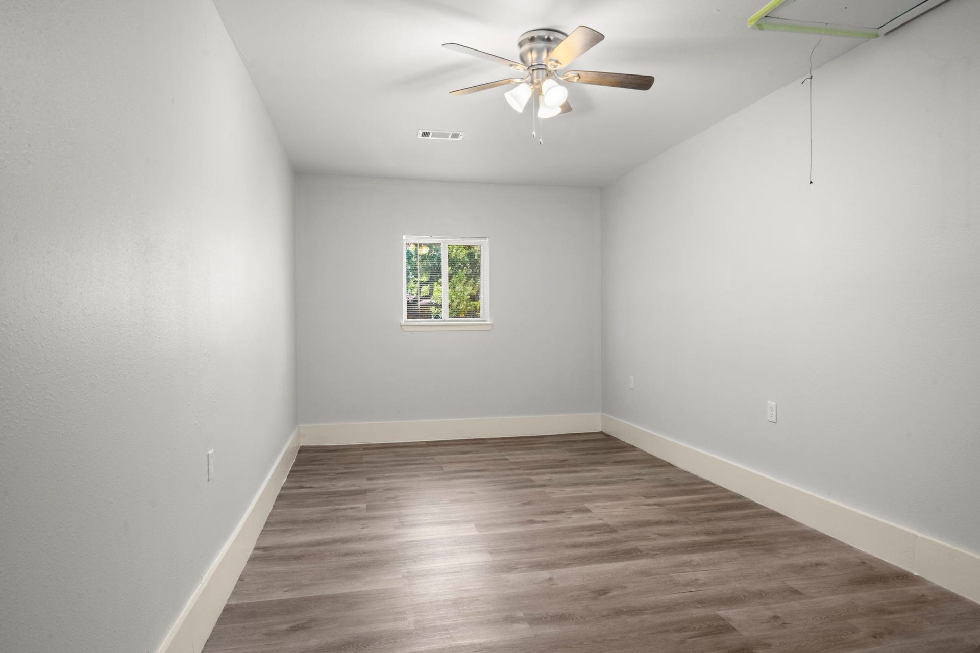 4326 Akard Street, Houston, TX 77047 4326 Akard Street, Houston, TX 77047