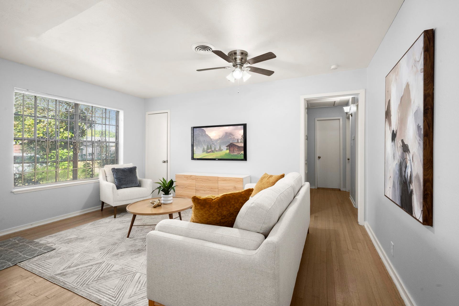 4326 Akard Street, Houston, TX 77047 4326 Akard Street, Houston, TX 77047