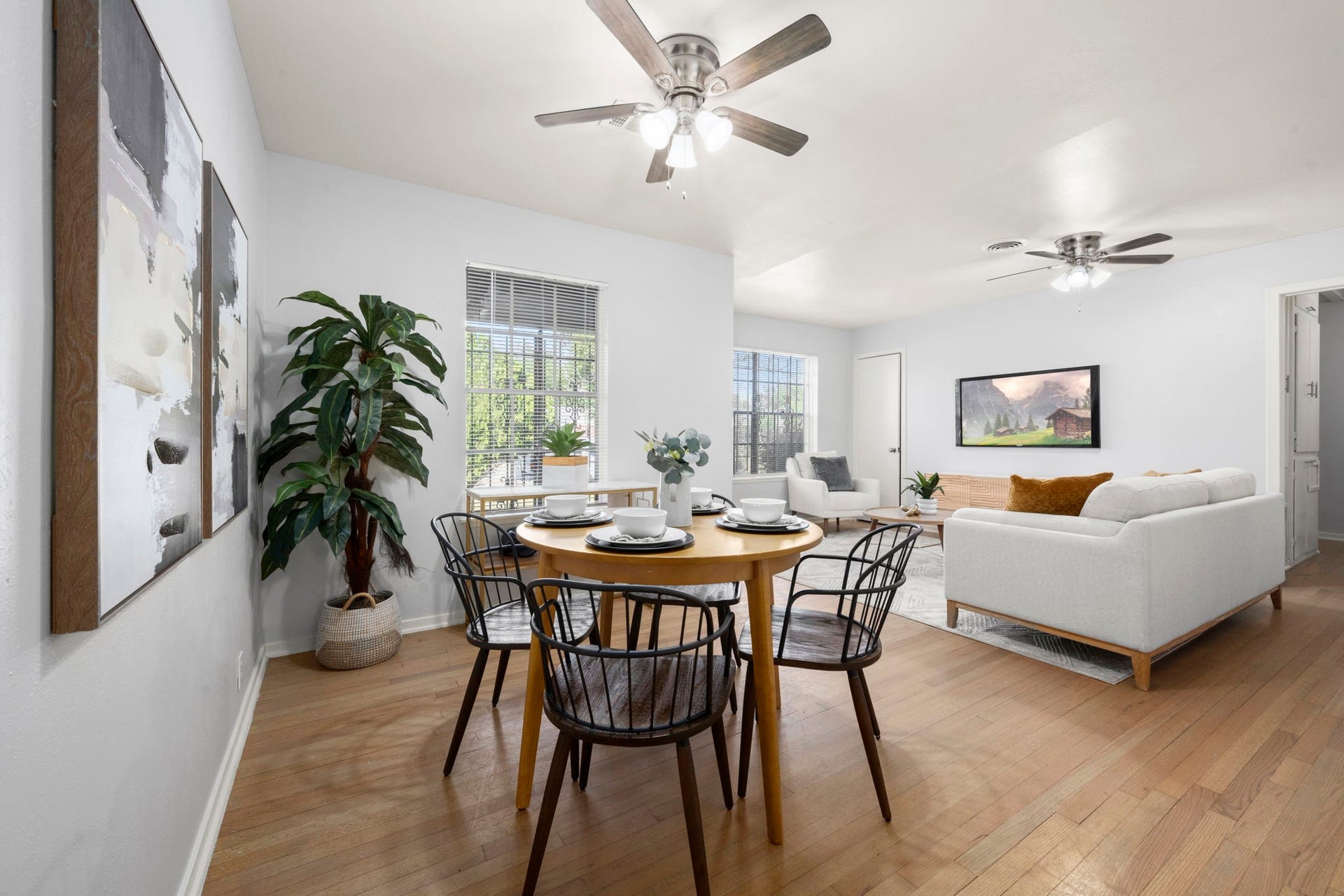 4326 Akard Street, Houston, TX 77047 4326 Akard Street, Houston, TX 77047