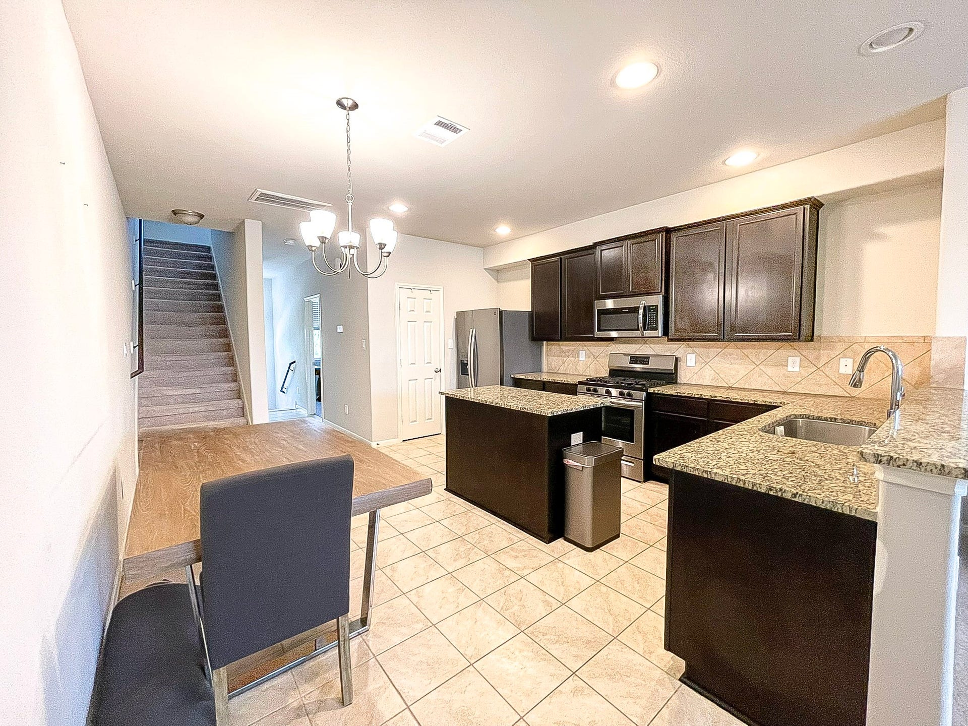 3524 Terreno Vista Boulevard, Pasadena, TX 77504 3524 Terreno Vista Boulevard, Pasadena, TX 77504