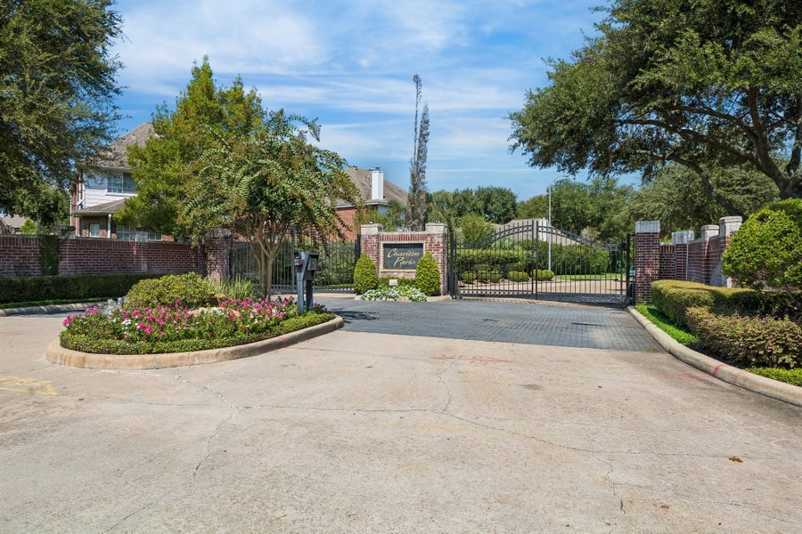 Property photo for 13910 Charlton Way Drive, Houston, TX