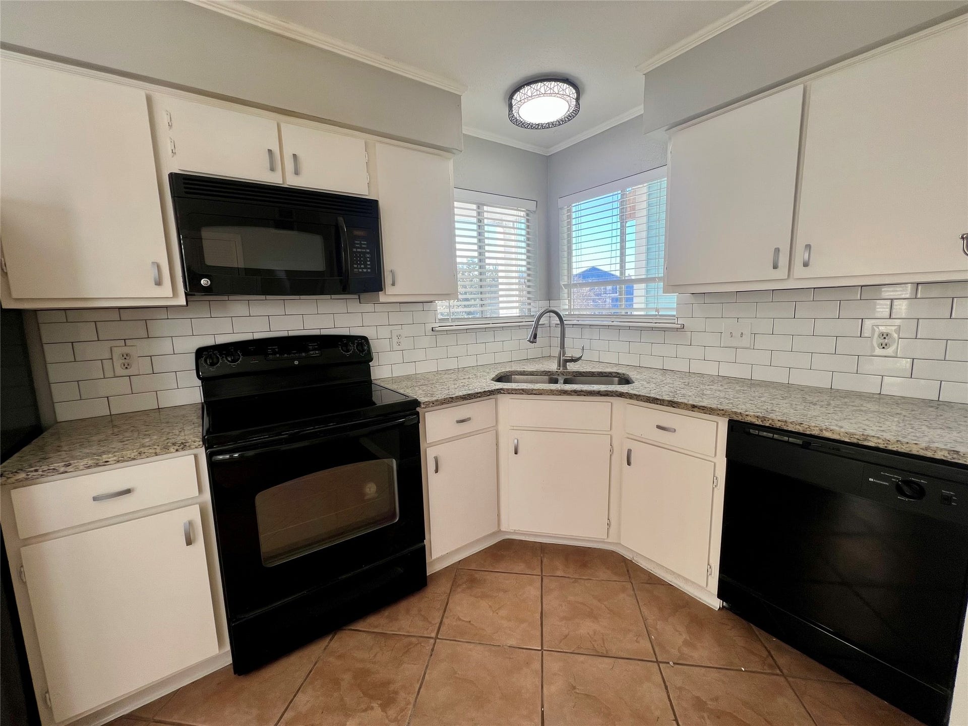 18617 Egret Bay Boulevard, #1001, Webster, TX 77058 18617 Egret Bay Boulevard, #1001, Webster, TX 77058